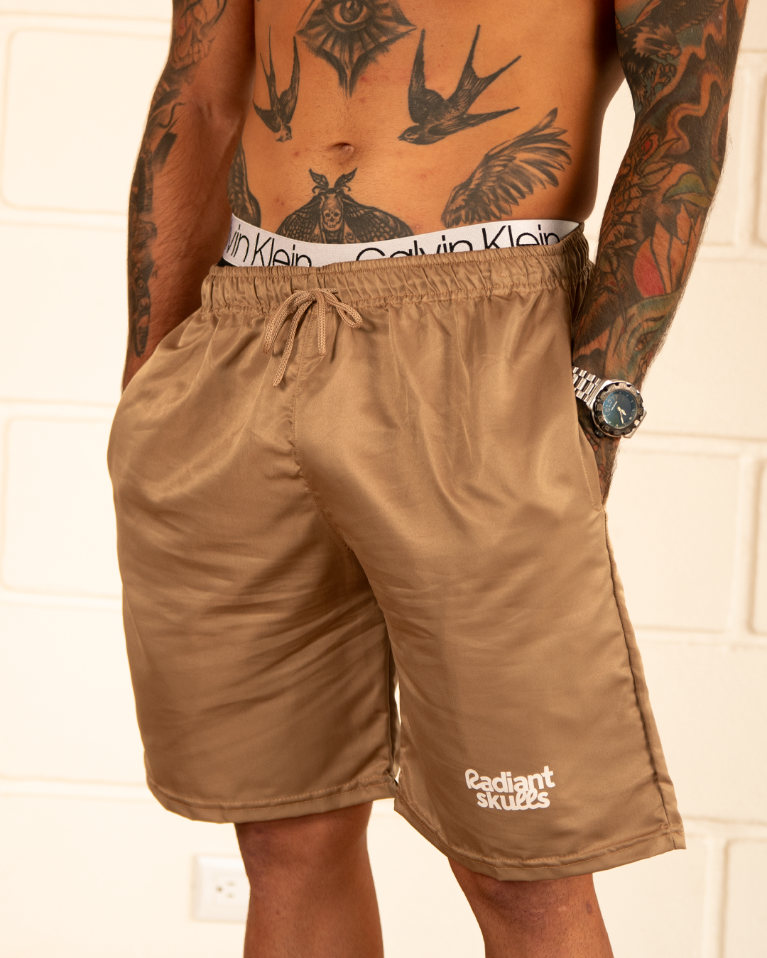 SHORT BEIGE